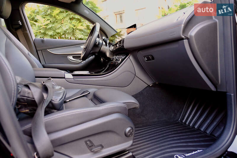 Внедорожник / Кроссовер Mercedes-Benz EQC 2020 в Киеве