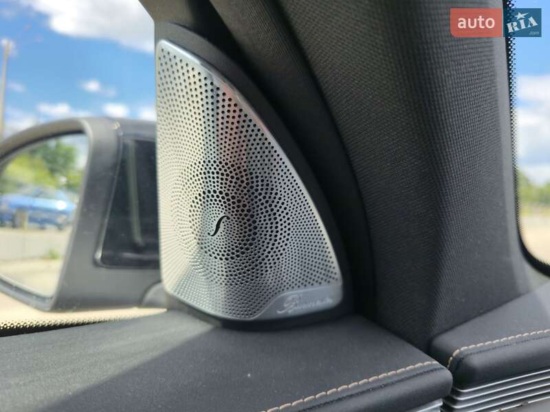 Внедорожник / Кроссовер Mercedes-Benz EQC 2020 в Киеве фото 18 Внедорожник / Кроссовер Mercedes-Benz EQC 2020 в Киеве