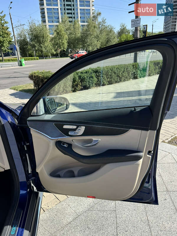Внедорожник / Кроссовер Mercedes-Benz EQC 2021 в Днепре фото 46 Внедорожник / Кроссовер Mercedes-Benz EQC 2021 в Днепре