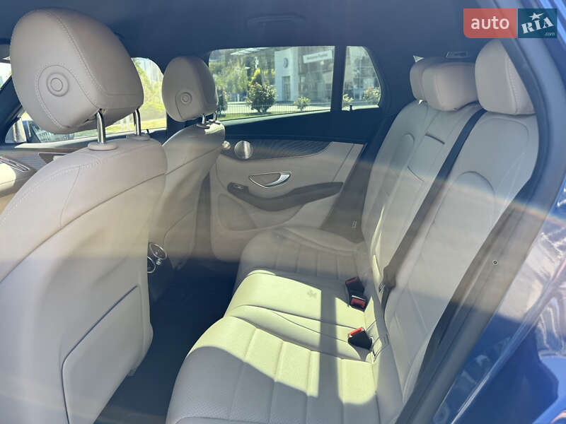 Внедорожник / Кроссовер Mercedes-Benz EQC 2021 в Днепре фото 48 Внедорожник / Кроссовер Mercedes-Benz EQC 2021 в Днепре