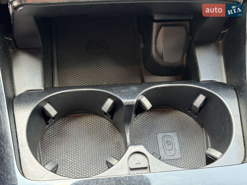 Позашляховик / Кросовер Mercedes-Benz EQC 2020 в Києві фото 25 Позашляховик / Кросовер Mercedes-Benz EQC 2020 в Києві