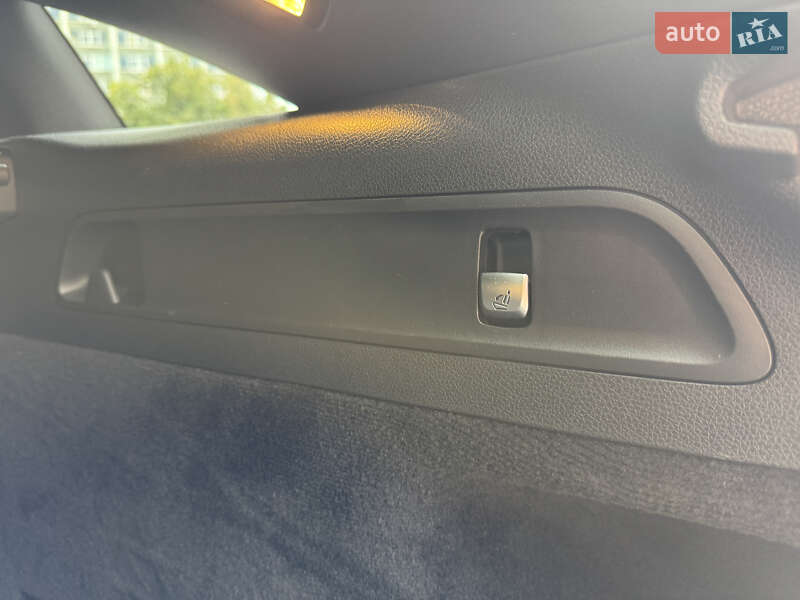 Позашляховик / Кросовер Mercedes-Benz EQC 2020 в Києві фото 43 Позашляховик / Кросовер Mercedes-Benz EQC 2020 в Києві