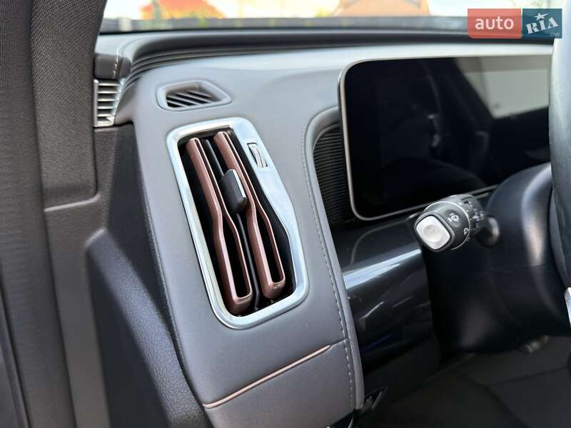 Внедорожник / Кроссовер Mercedes-Benz EQC 2020 в Черновцах