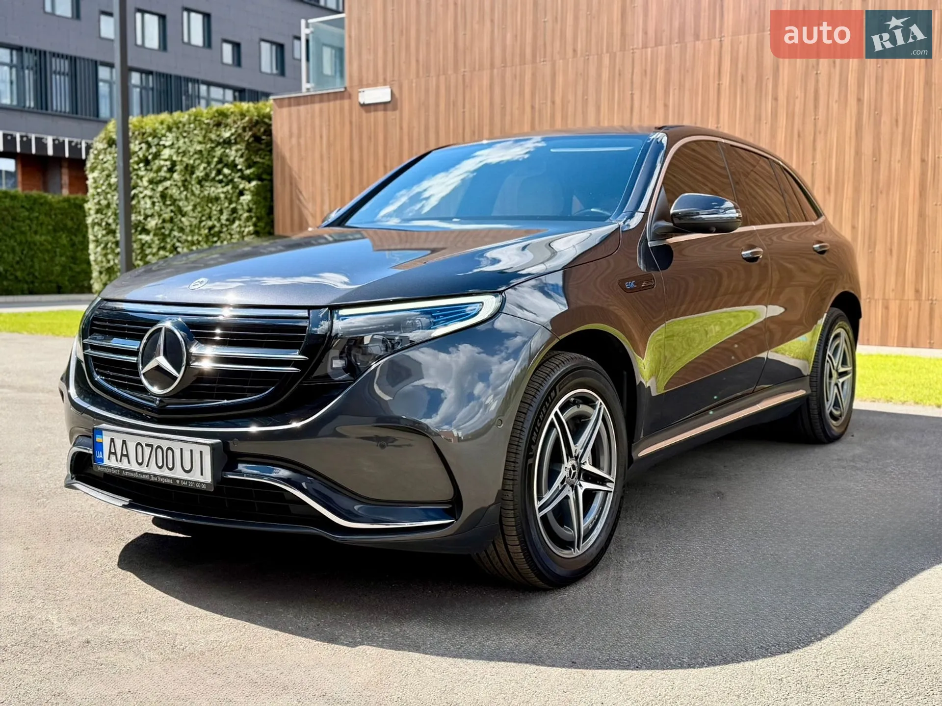 2021 Mercedes-Benz EQC - мініатюра 8