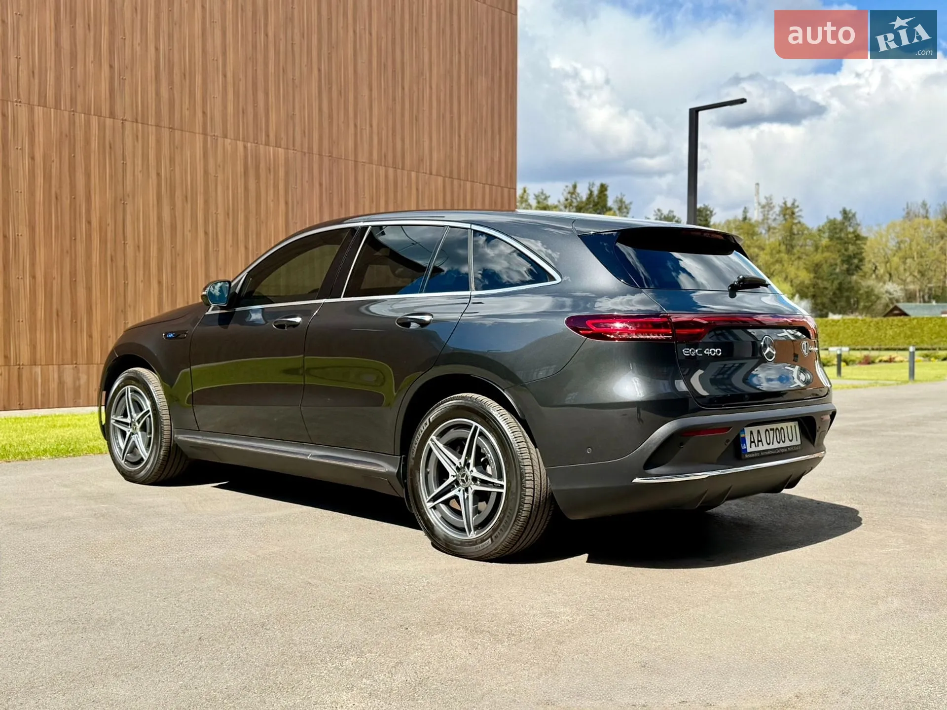 2021 Mercedes-Benz EQC - мініатюра 21