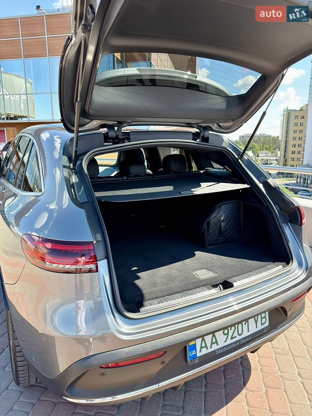 2021 Mercedes-Benz EQC - мініатюра 14