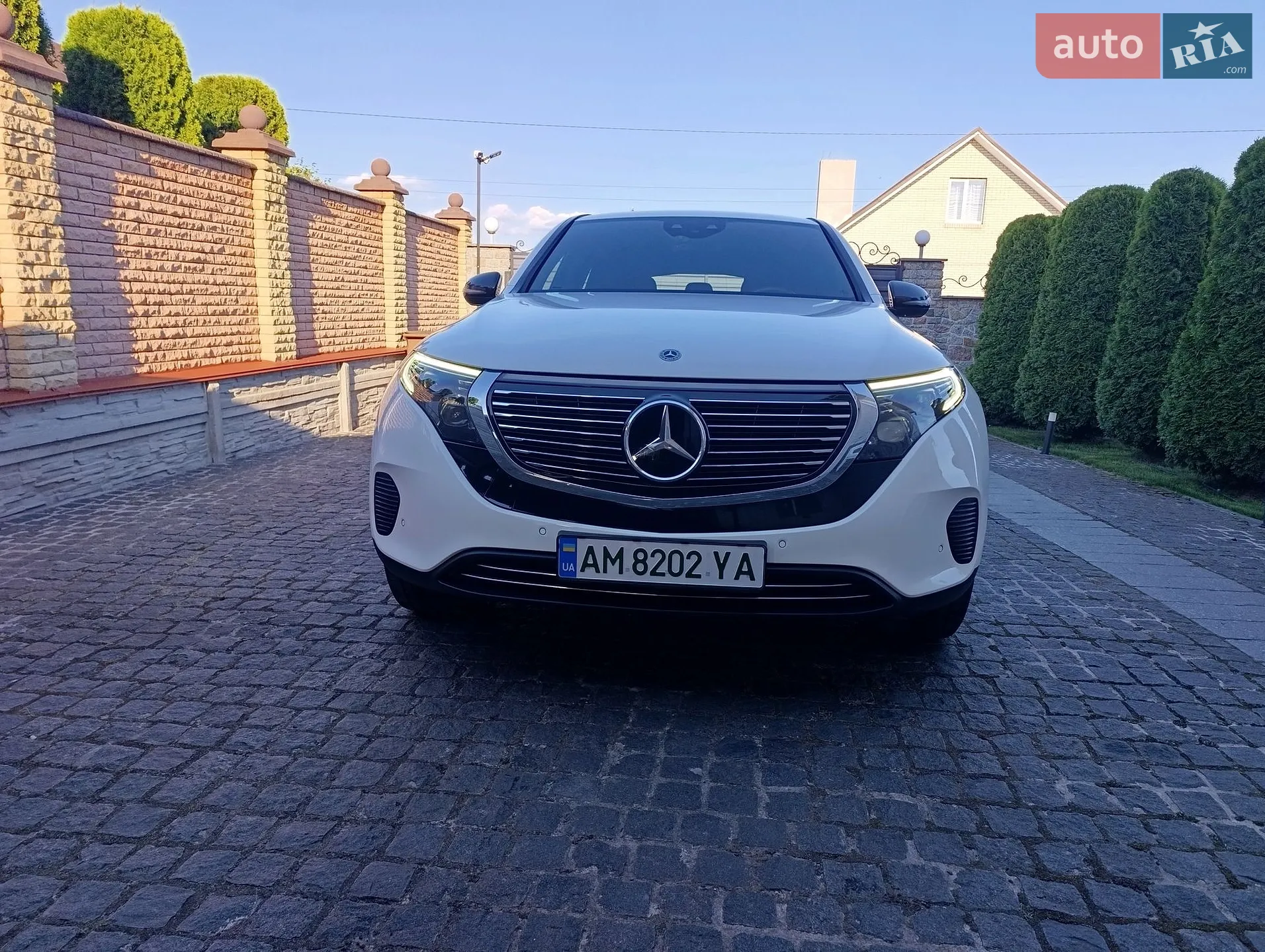 2021 Mercedes-Benz EQC - фото 1