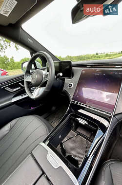 Позашляховик / Кросовер Mercedes-Benz EQE SUV 2023 в 
