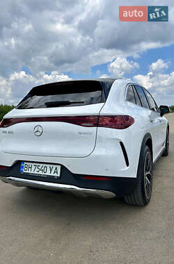 Позашляховик / Кросовер Mercedes-Benz EQE SUV 2023 в 