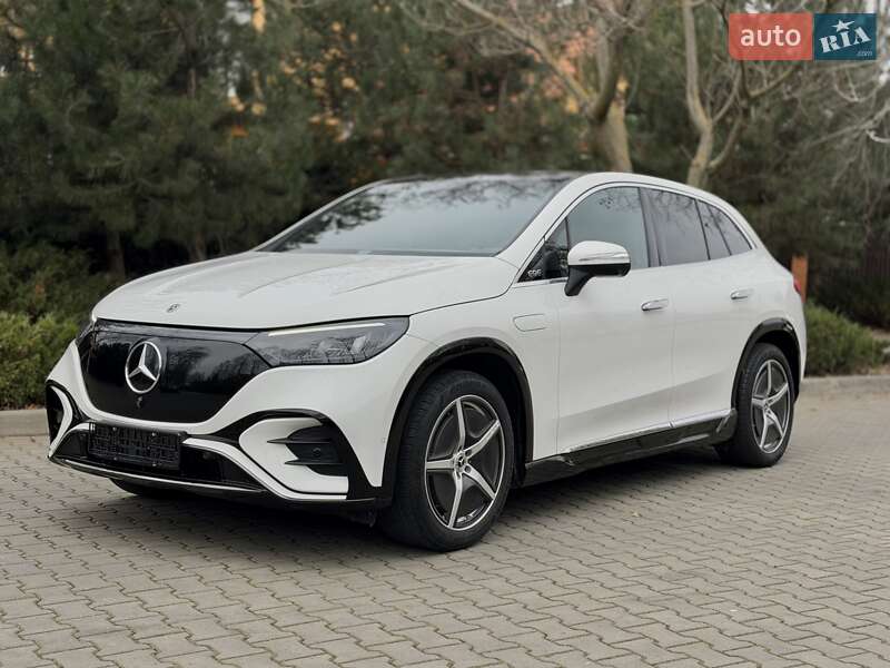 Mercedes-Benz EQE SUV 2023
