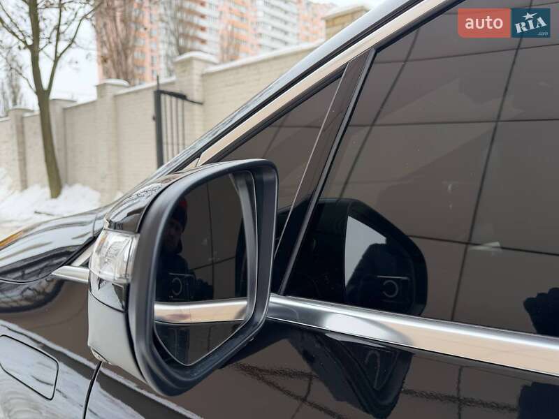 Позашляховик / Кросовер Mercedes-Benz EQE SUV 2024 в Києві