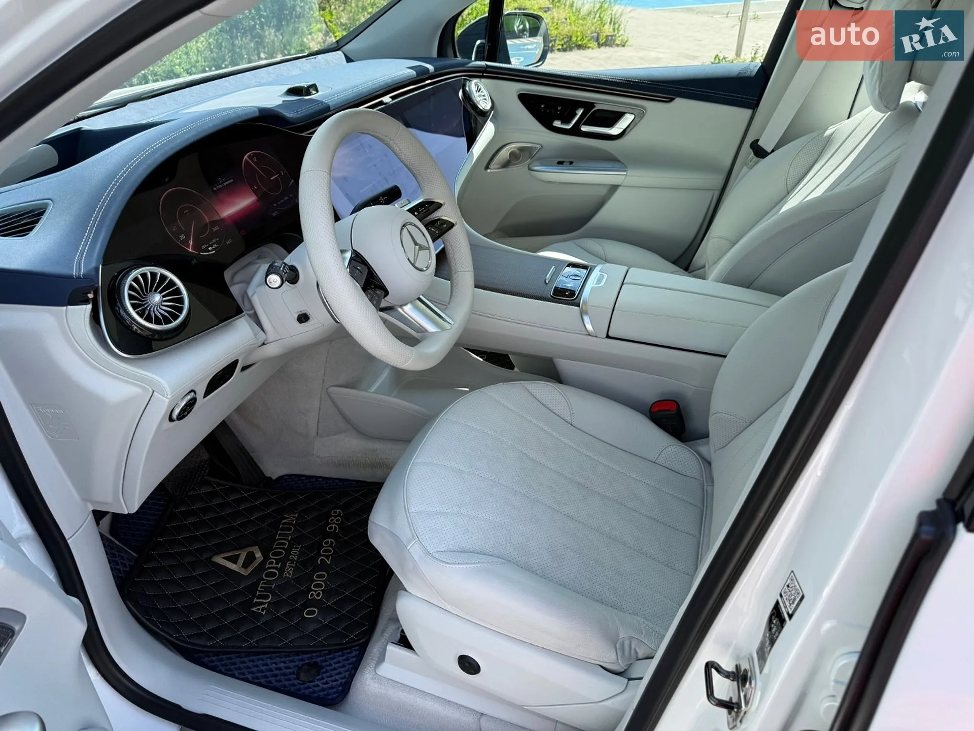 2023 Mercedes-Benz EQE - мініатюра 16