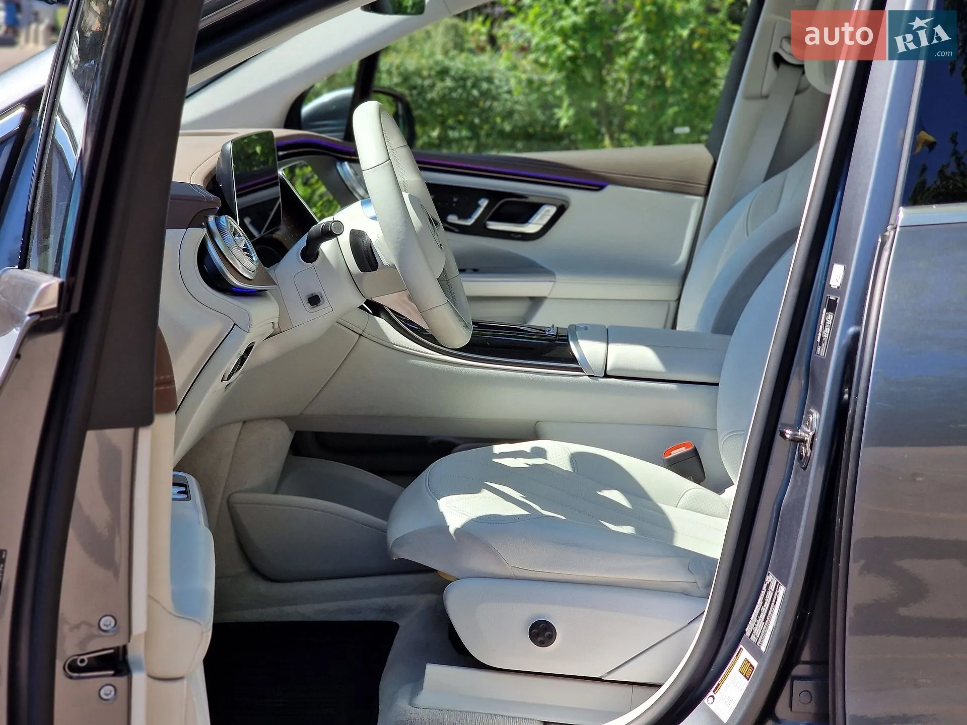 2022 Mercedes-Benz EQE - мініатюра 43