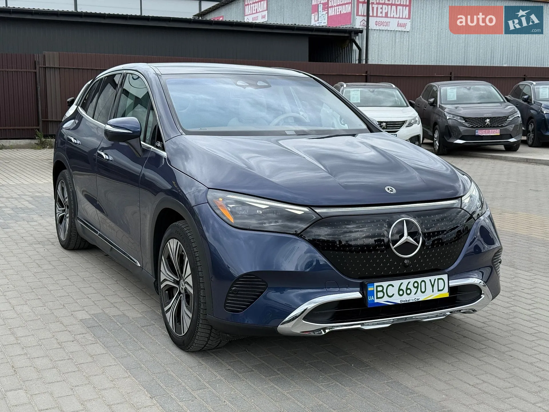 2023 Mercedes-Benz EQE - мініатюра 3