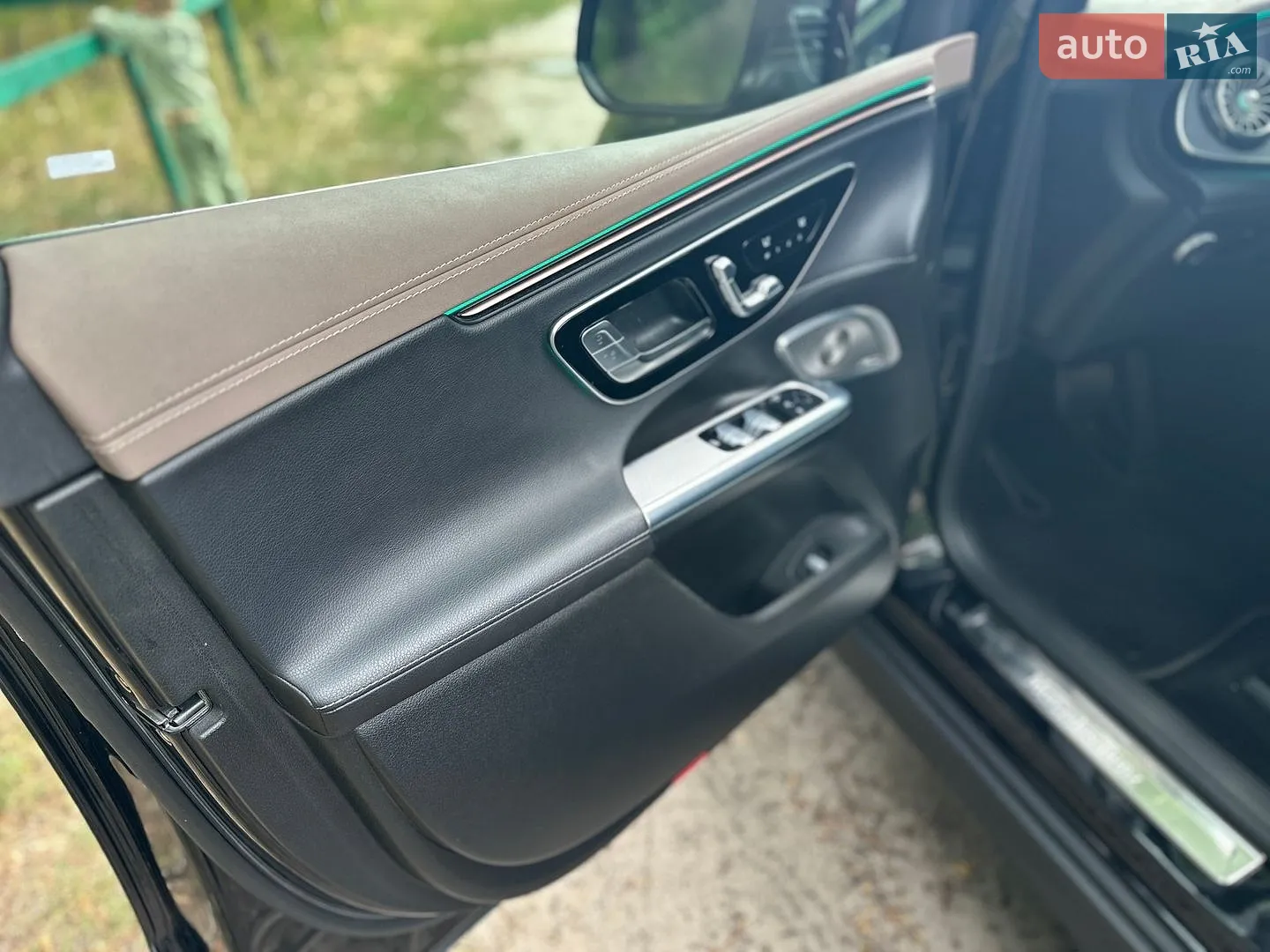 2023 Mercedes-Benz EQE - мініатюра 21
