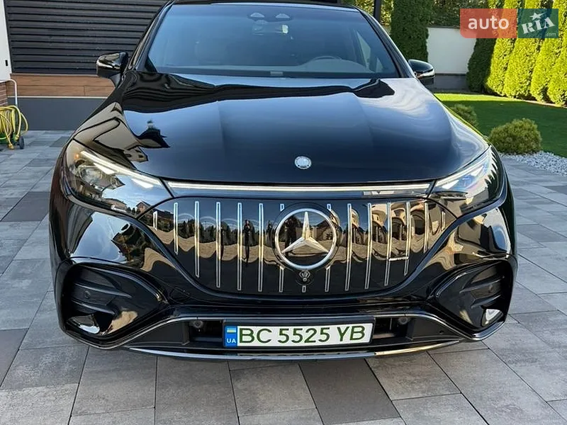 Mercedes-Benz EQE SUV