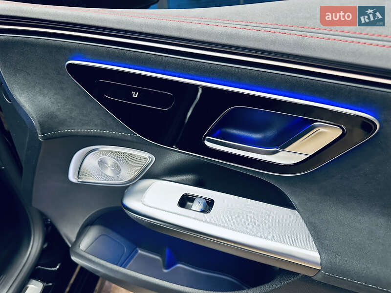 Седан Mercedes-Benz EQE 2022 в Києві