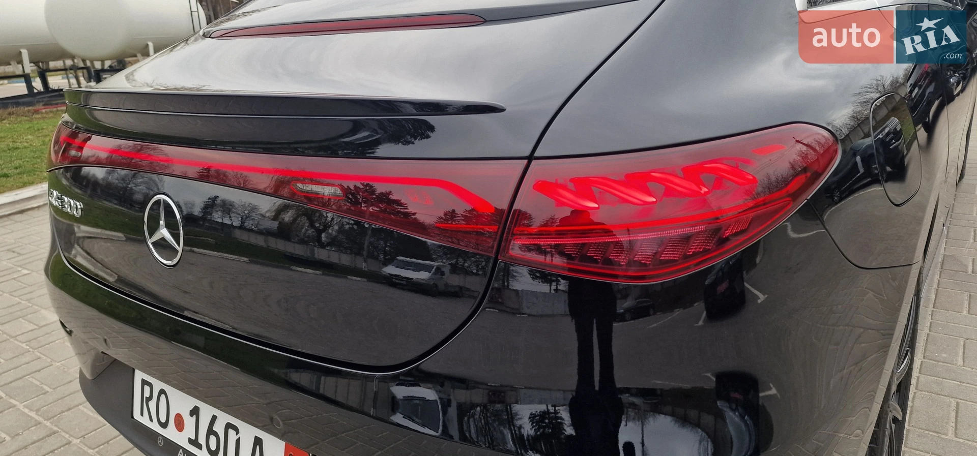 2022 Mercedes-Benz EQE - мініатюра 48
