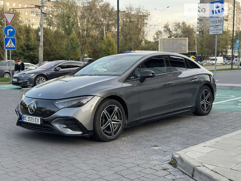 Седан Mercedes-Benz EQE 2022 в Стрые