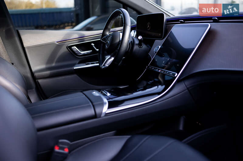 Седан Mercedes-Benz EQE 2022 в Тернополі