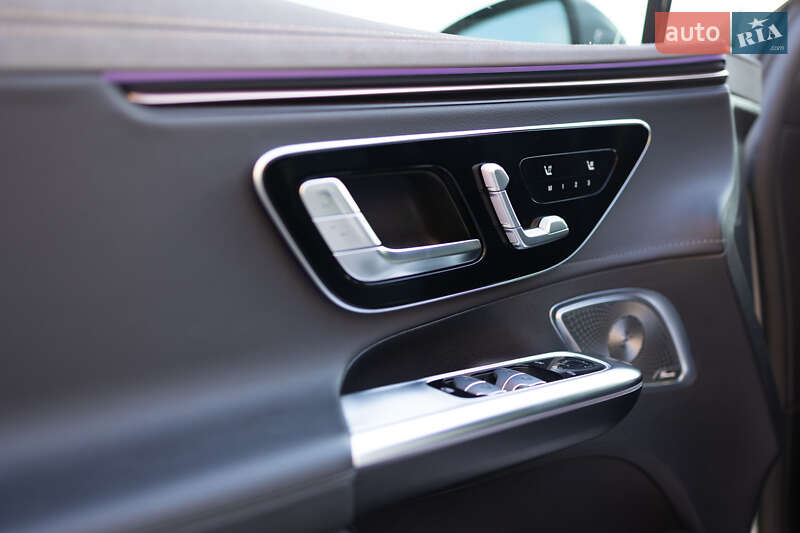 Седан Mercedes-Benz EQE 2022 в Тернополі