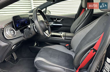 Седан Mercedes-Benz EQE 2022 в 
