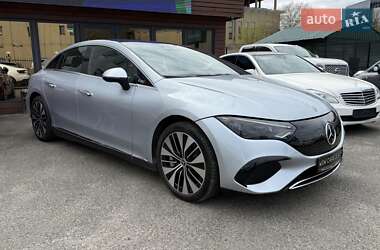 Седан Mercedes-Benz EQE 2023 в 