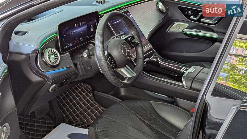 Седан Mercedes-Benz EQE 2022 в Киеве