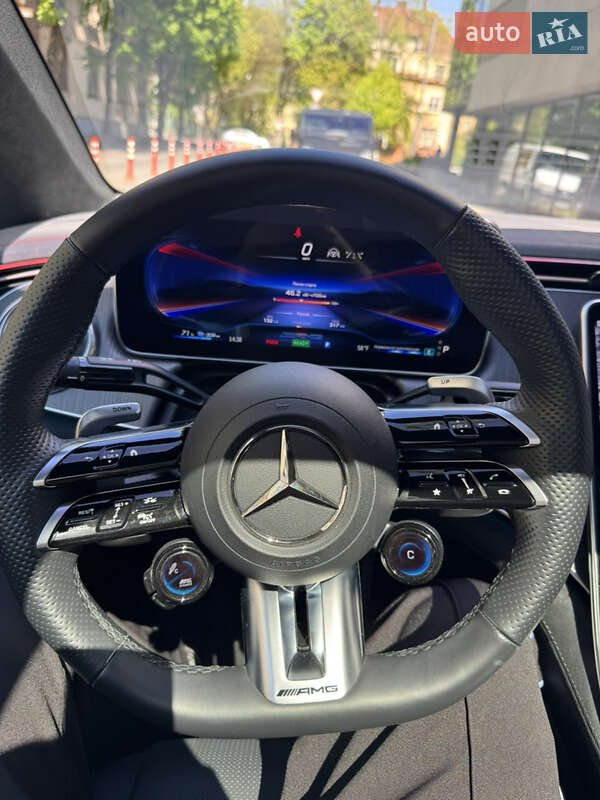 Седан Mercedes-Benz EQE 2022 в Львове