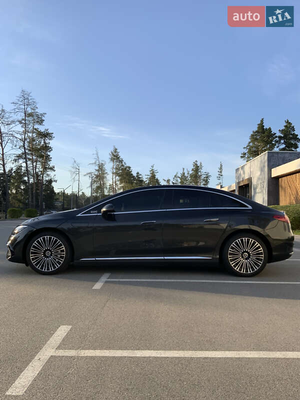 Седан Mercedes-Benz EQE 2022 в Обухове