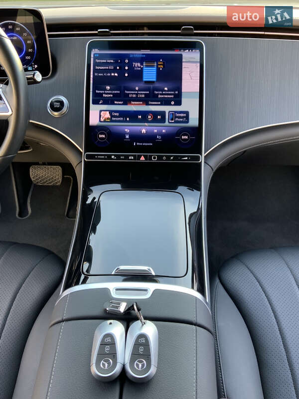 Седан Mercedes-Benz EQE 2022 в Обухове