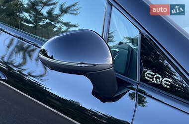 Седан Mercedes-Benz EQE 2023 в 