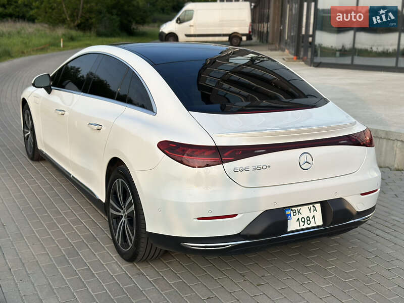 Седан Mercedes-Benz EQE 2022 в Ровно