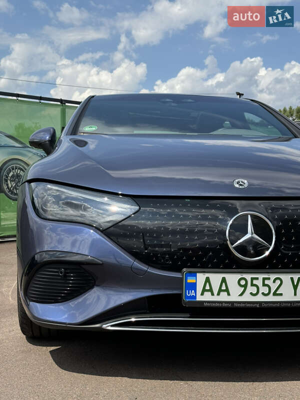 Седан Mercedes-Benz EQE 2023 в Києві