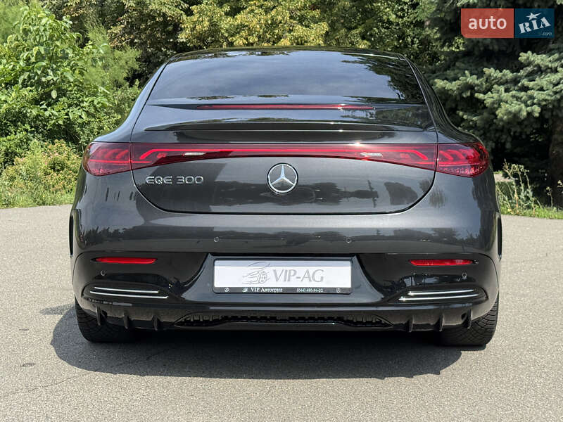 Седан Mercedes-Benz EQE 2023 в Києві