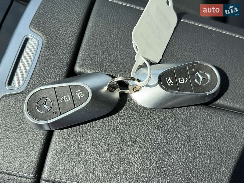 Седан Mercedes-Benz EQE 2023 в Києві