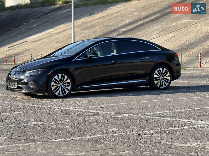 Седан Mercedes-Benz EQE 2022 в Києві