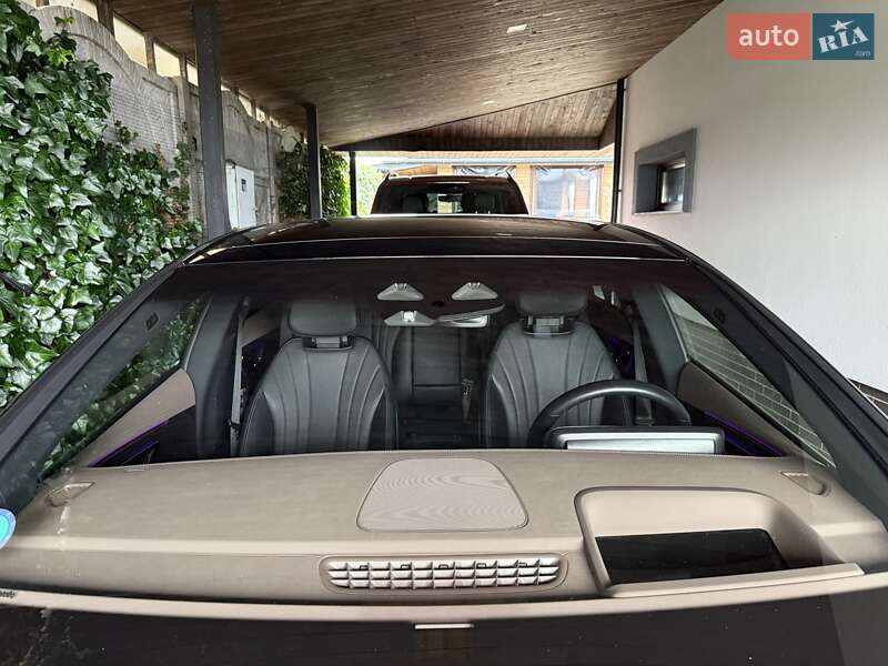 Седан Mercedes-Benz EQE 2022 в Ровно