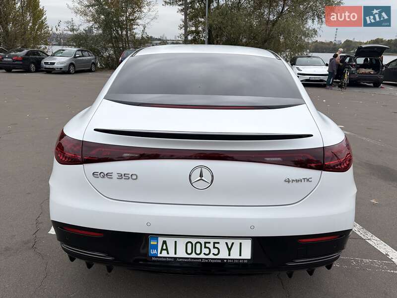 Седан Mercedes-Benz EQE 2022 в Киеве