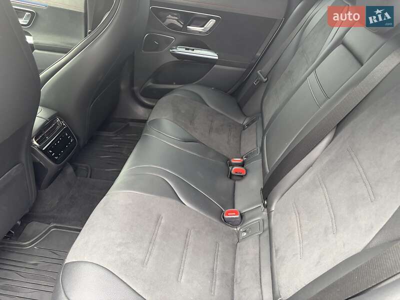 Седан Mercedes-Benz EQE 2022 в Киеве