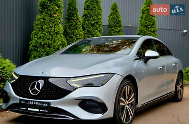Седан Mercedes-Benz EQE 2022 в Киеве