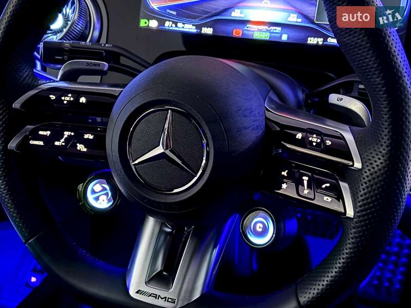 Седан Mercedes-Benz EQE 2023 в Киеве