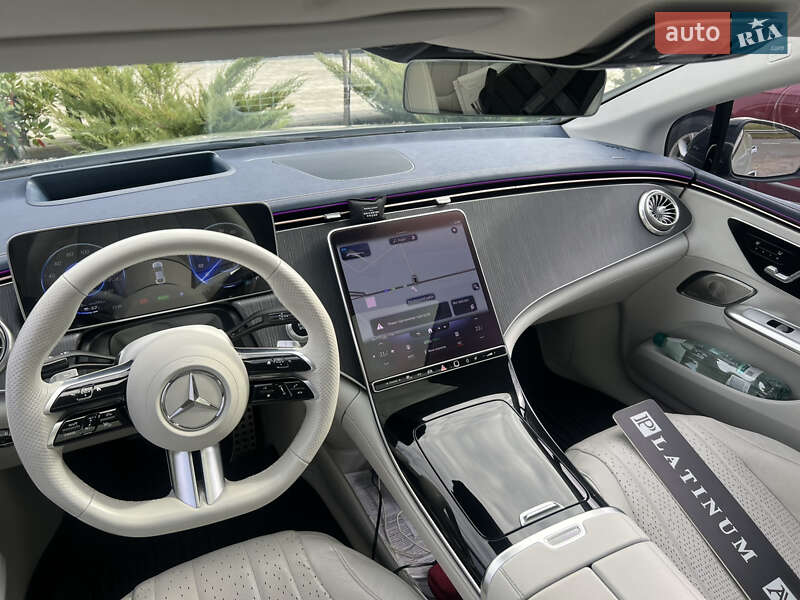 Седан Mercedes-Benz EQE 2022 в Ужгороде