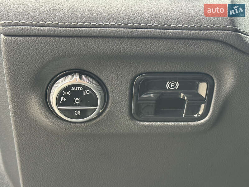 Седан Mercedes-Benz EQE 2022 в Киеве фото 16 Седан Mercedes-Benz EQE 2022 в Киеве