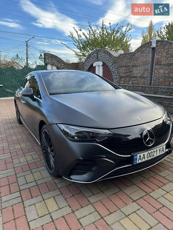 Седан Mercedes-Benz EQE 2023 в Киеве