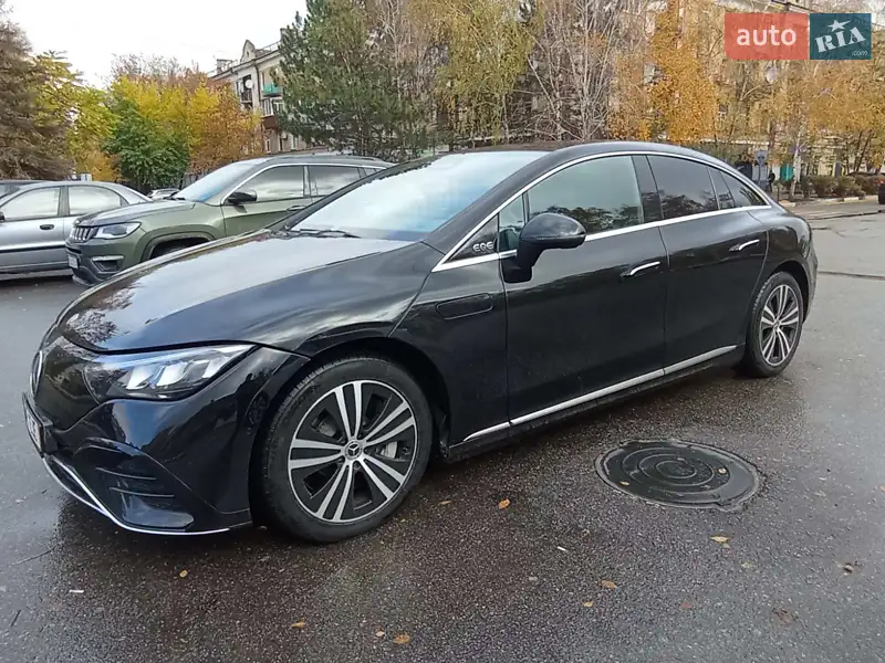 Mercedes-Benz EQE 2023