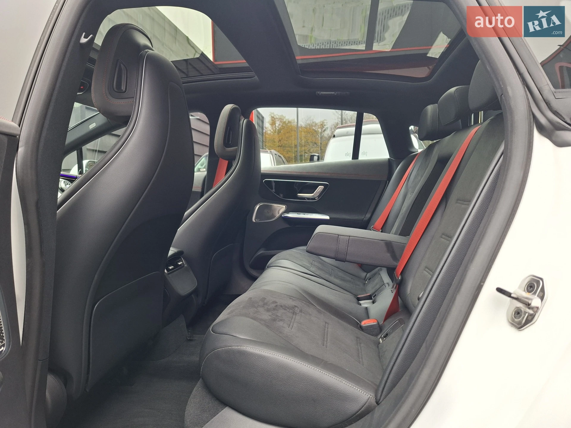 2023 Mercedes-Benz EQE - мініатюра 23