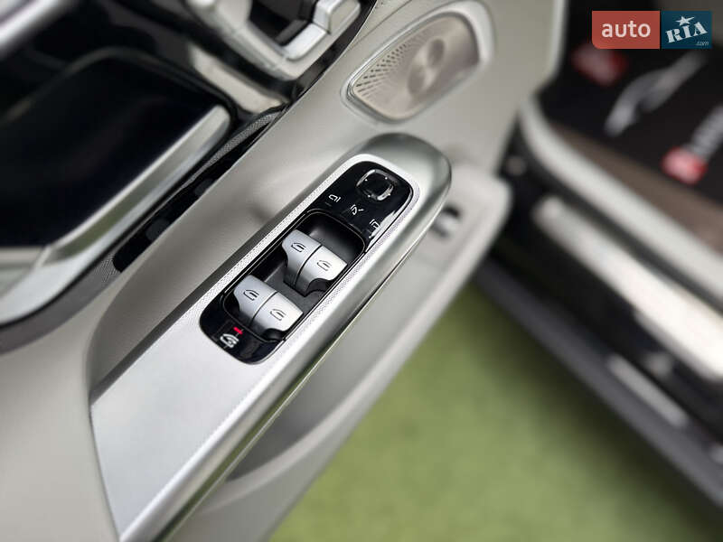 Седан Mercedes-Benz EQE 2022 в Одессе