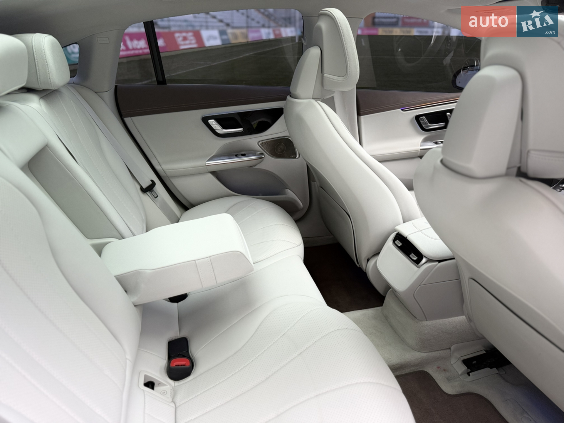 2022 Mercedes-Benz EQE - мініатюра 59