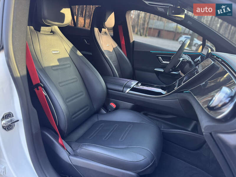 Седан Mercedes-Benz EQE 2023 в Луцьку